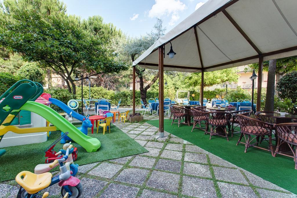 Hotel Real Cervia Zewnętrze zdjęcie